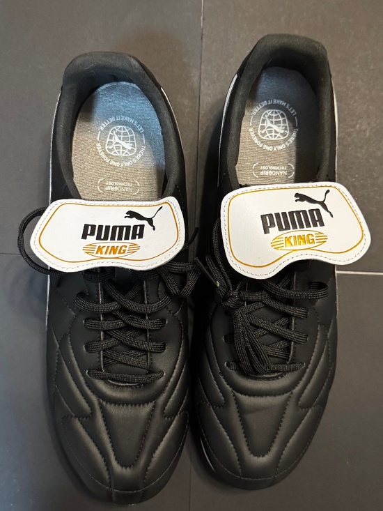 KING Puma Cleats Black and White. Men. Size 13. Like New main image 9